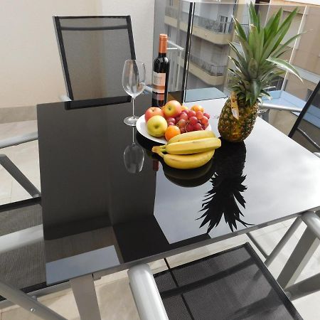 Modern And Cosy Apartment Close To The Beach 또레비에하 외부 사진