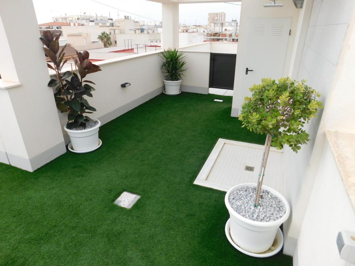 Modern And Cosy Apartment Close To The Beach 또레비에하 외부 사진